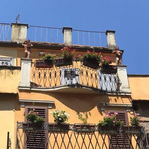 Meet your Posher, Christiane